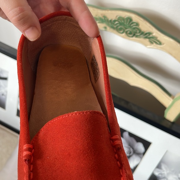 UGG Milania // burnt orange loafer flats // suede slip-on // sz 6 - Picture 12 of 16